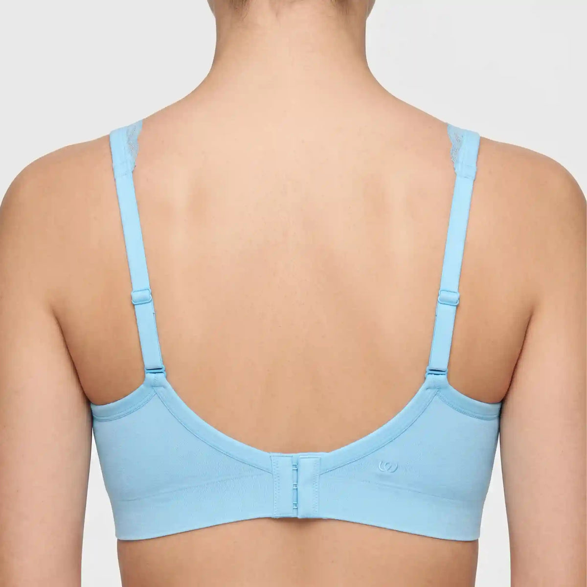 445 The Comfort Bra (Lace Straps)